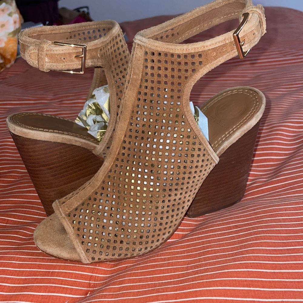 Incredibly Cute Tory Burch Heels - EUC - Size 7